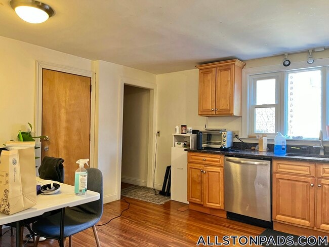 Photo - 26 Greylock Rd Unidad 2