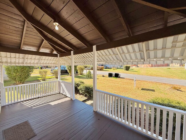 Photo - Fully Furnished & Utilities Included -SHORT TERM LEASES AVAILABLE with a premium.