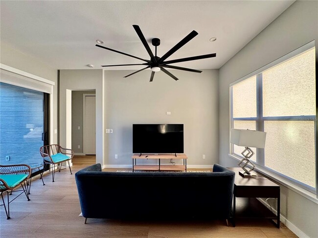 Photo - 1324 S Daytona Ave