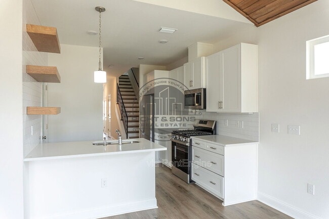Photo - 1414 Landon Hills Dr