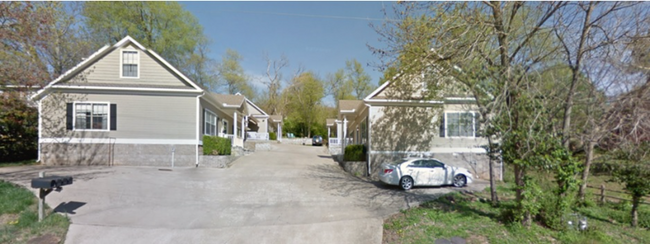 Building Photo - 230 N Olive Ave Rental