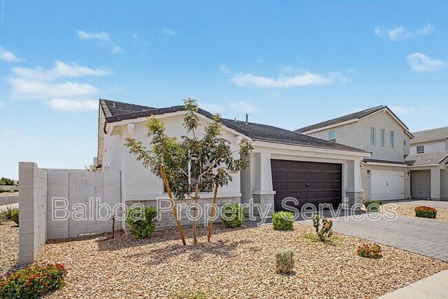 Photo - 295 E Mint Ln