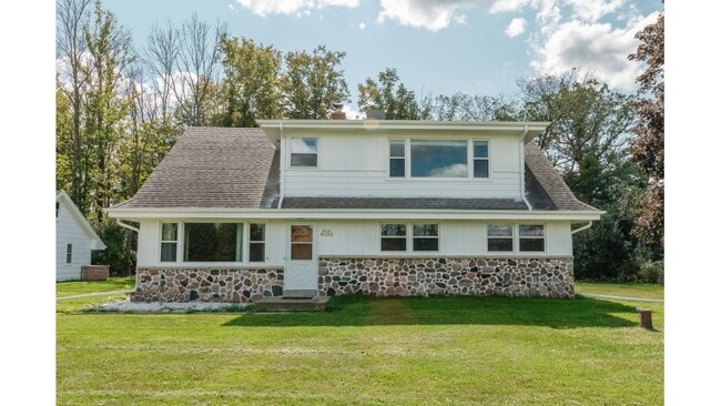 Front View - N136W14329 Bonniwell Rd