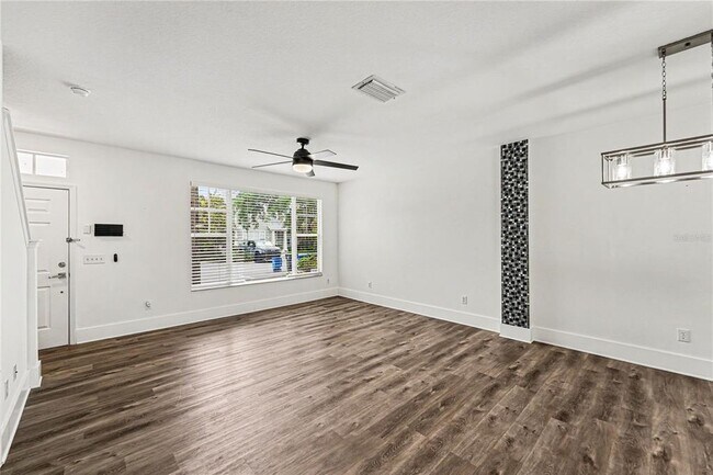 Photo - 12268 Country White Cir