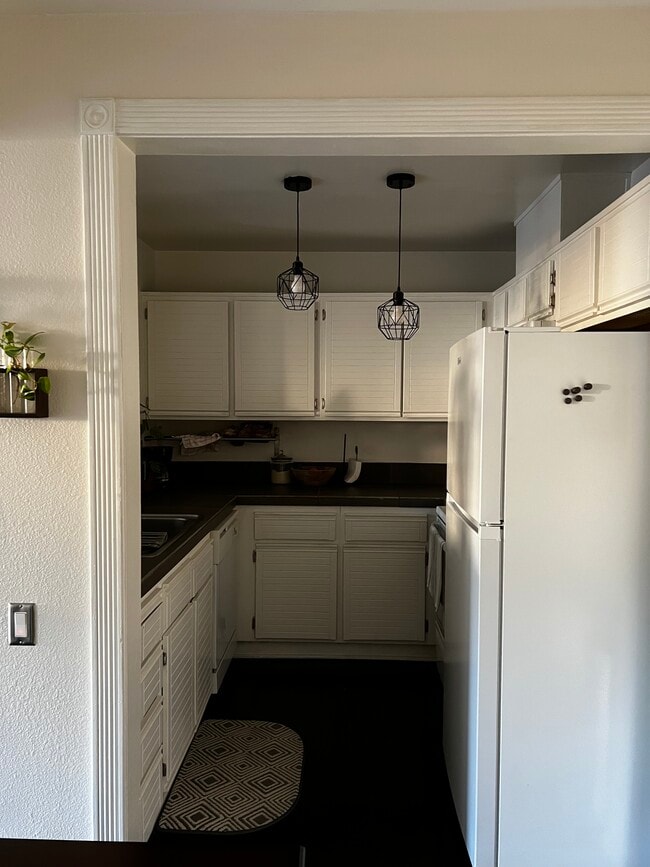 Photo - 25671 Le Parc Unit 57
