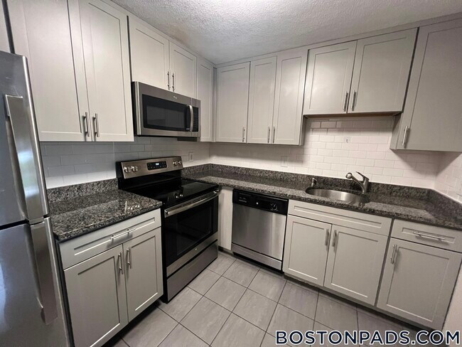 Photo - 24 Whites Ave Unit 68