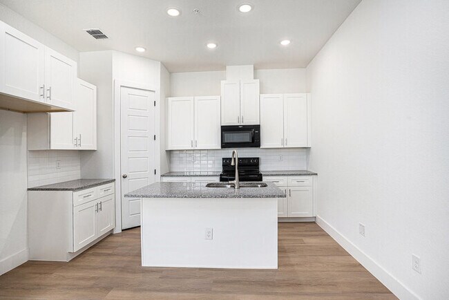 Photo - 5154 Kellwood St