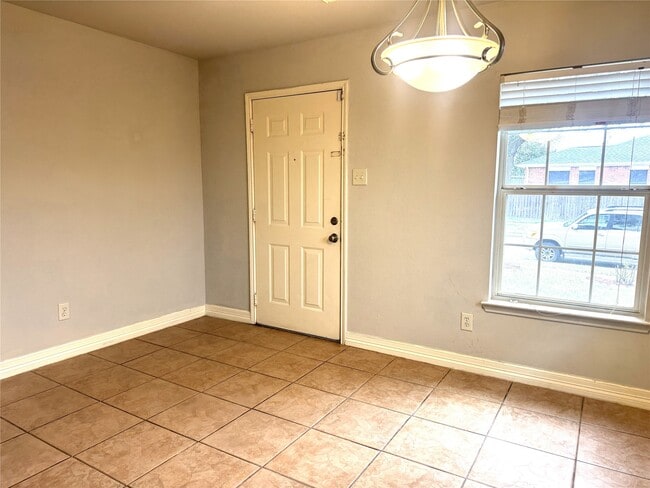 Photo - 8915 Canton Park Ln