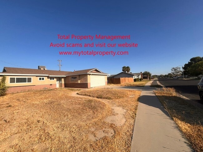 Building Photo - 1380 Elaine Dr Rental