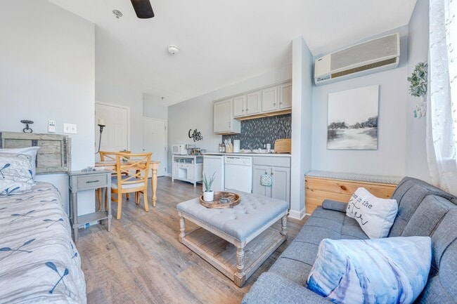 Photo - 1245 Graves Harbor Trail Unit 2200