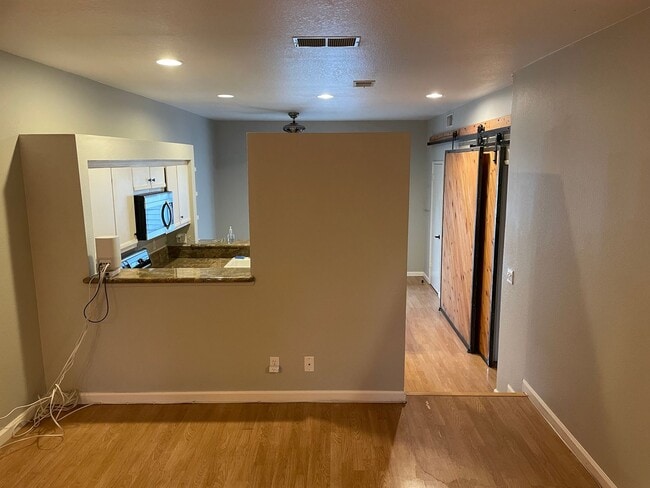 Photo - Two Bedroom 1.5 Bath Townhome unit in Standford Park HOA