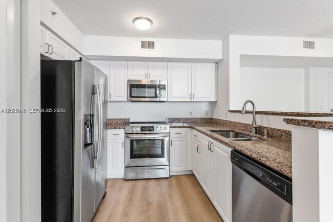 Photo - 1155 Brickell Bay Dr Unit 1609