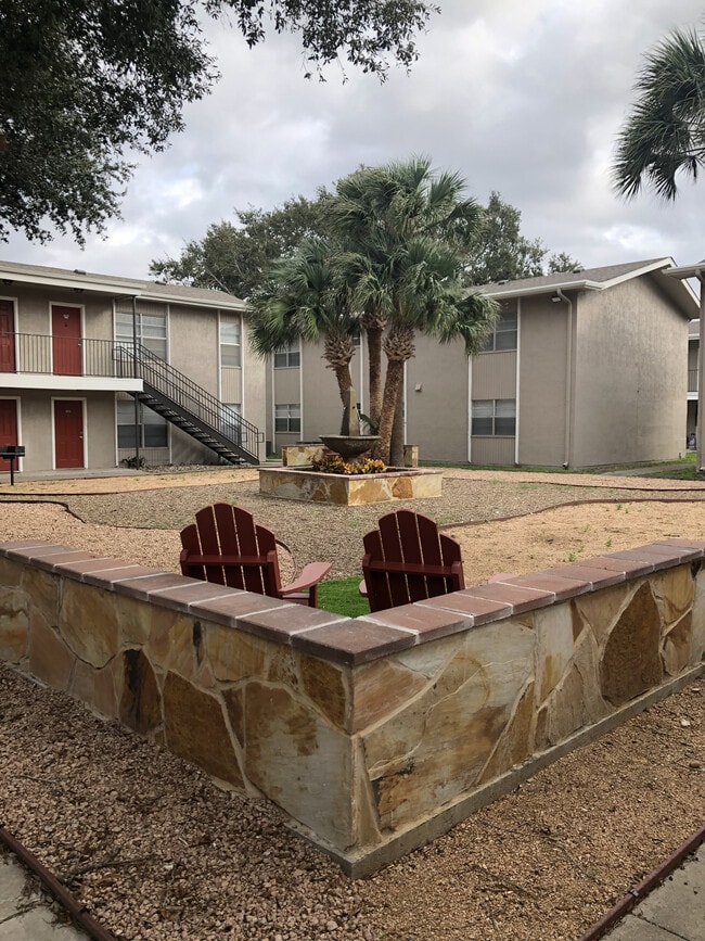 Kingsman Apartments Kingsville, TX