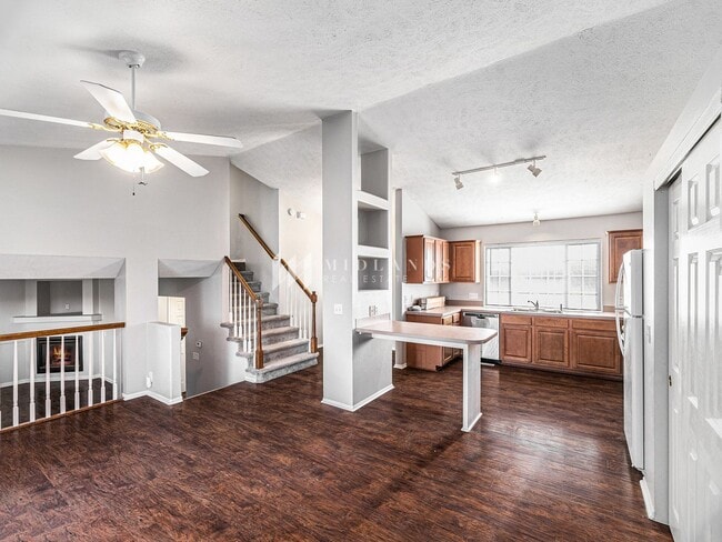 Photo - Multi-Level Elkhorn Home