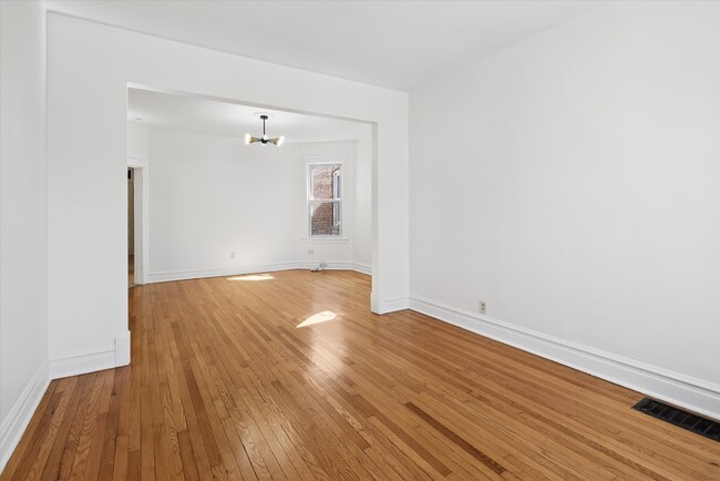 Photo - 1931 N Kostner Ave Unit 2