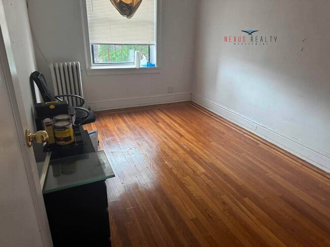 Photo - 37-58-58 86th St