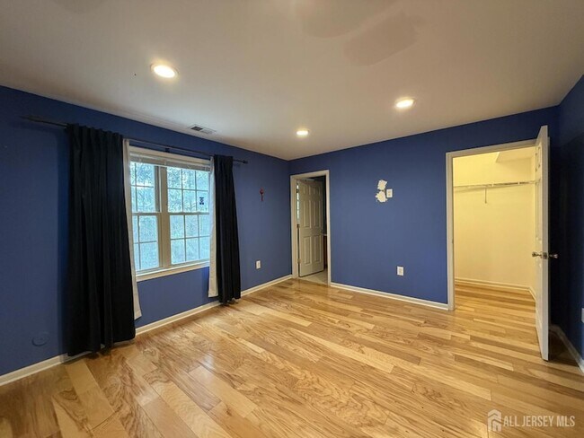 247 River Rd