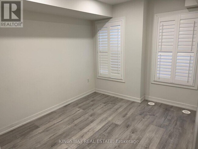 Photo - 3550 Colonial Dr