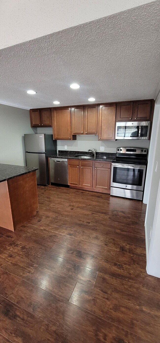 Photo - 161 Waterbury Ct Unit 110