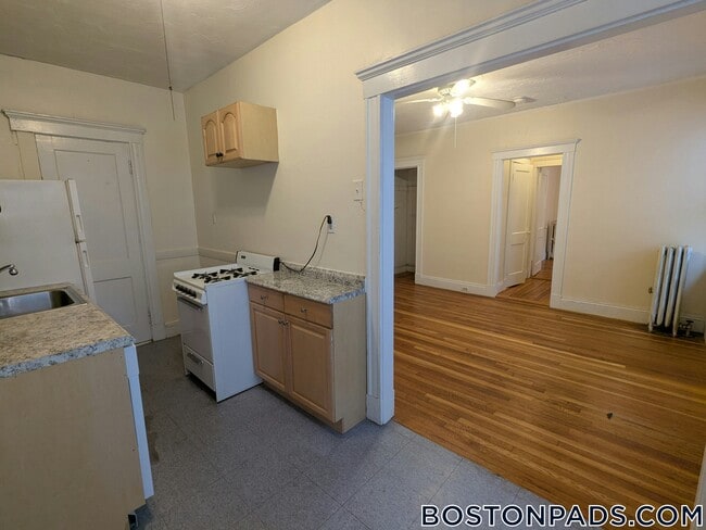 Photo - 33 Walbridge St Apartment Unit 10