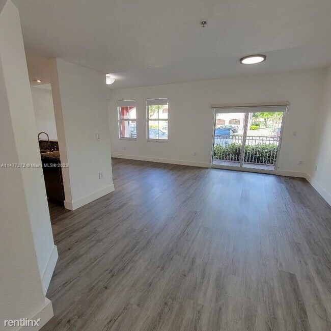 Photo - 3 br, 2 bath Condo - 11102 NW 83rd St Apt 110 Unidad Apt 110