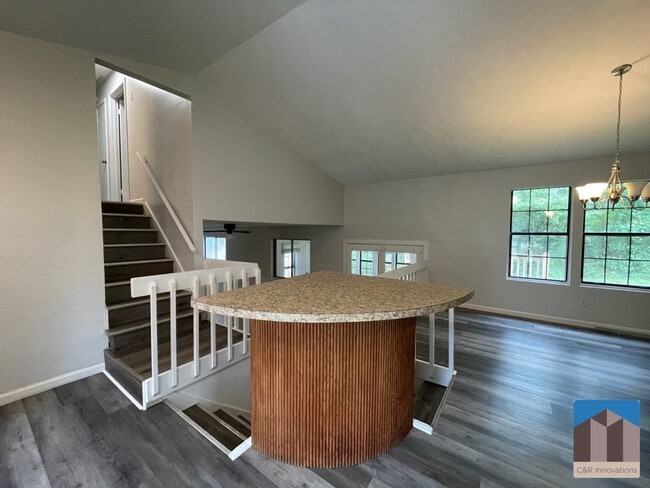 Photo - 1086 Riva Ridge Dr