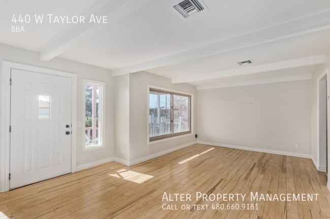 Photo - 440 W Taylor Ave