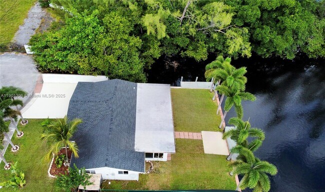 Photo - 4500 SW 42nd Terrace