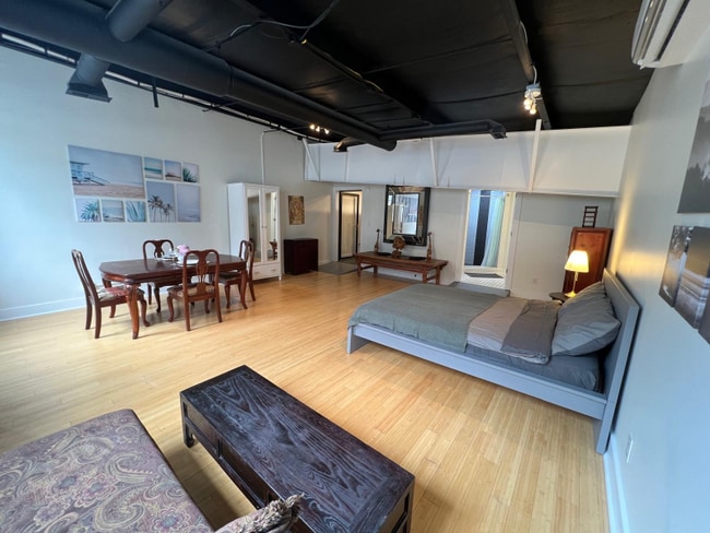 Photo - 313 2nd St SE Unidad 202