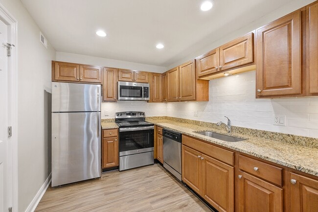 Harpers Point Apartments*