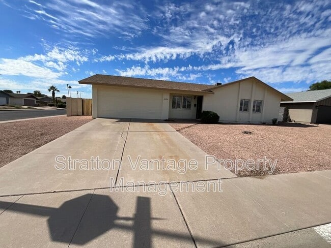 Building Photo - 4426 S Terrace Rd