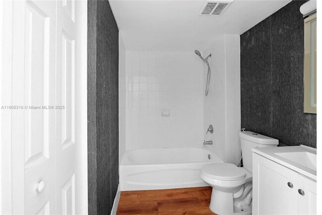 Photo - 816 NW 11th St Unit 610