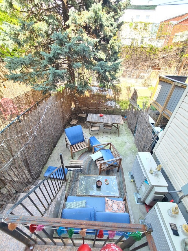 167 Hopkins St Unit 2