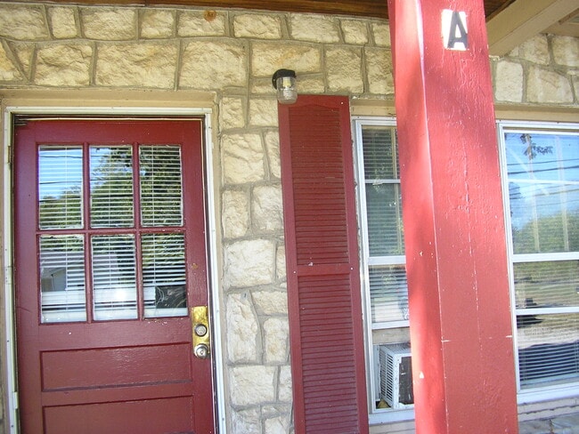 Photo - 1625 Catherine Dr Unit A