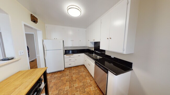 Photo - 6335-6337 Orange St