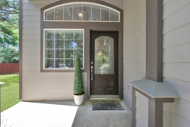 Photo - 15 Aquiline Oaks Pl