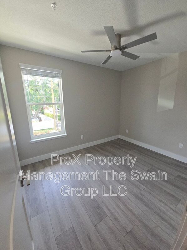 Photo - 701 Bates Ave SW Unidad 201