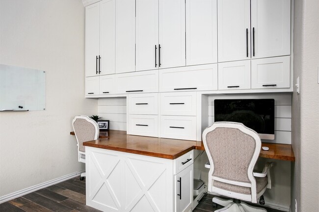 Photo - 3037 Broadhaven Dr