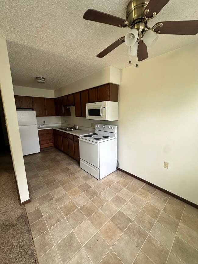 Photo - Midtown Village Apartments