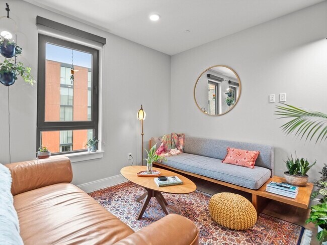 Photo - 9 Central St Unit 402