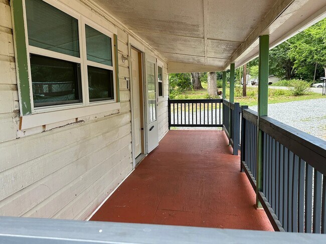 Photo - 130 Shady Ln