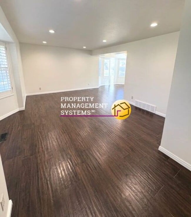 Photo - 5 Bedroom Home in Draper!