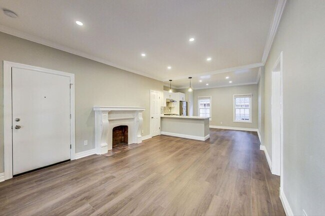 Building Photo - 297 MacArthur Blvd Unit B