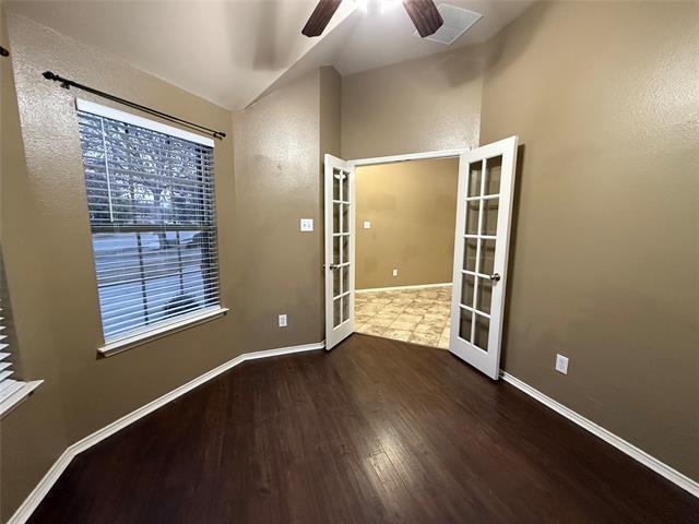 Photo - 816 Lake Grove Dr