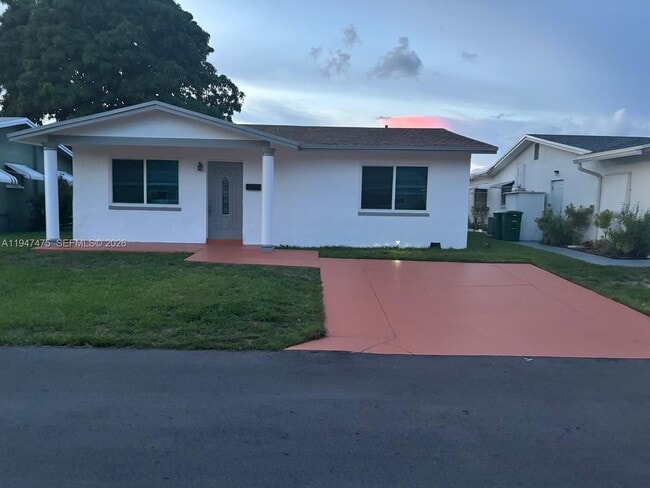 Photo - 4715 NW 44th St