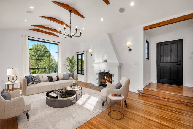 Photo - 920 S Spaulding Ave