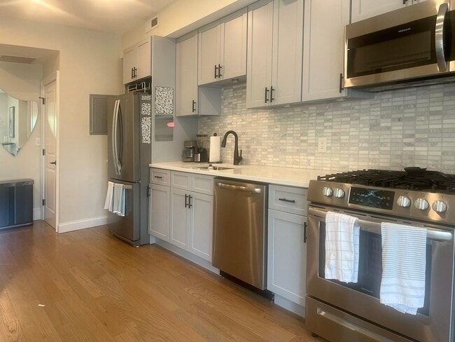 Photo - 159 Bennington St Unidad 2 Rental