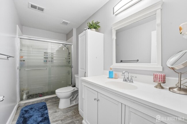 19 Gregory St