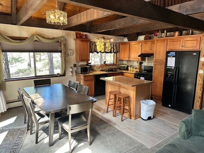 Photo - Cozy Cottage located Near Heavenly Ski Area! Avail. for a 3-6 month Seasonal lease or a long term...