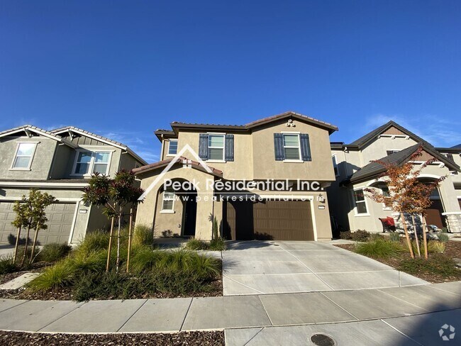 Building Photo - Newer 4bd/2.5ba Folsom Home with 2 Car Garage